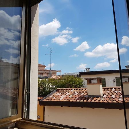 Appartamento Le Campane فيرونا المظهر الخارجي الصورة